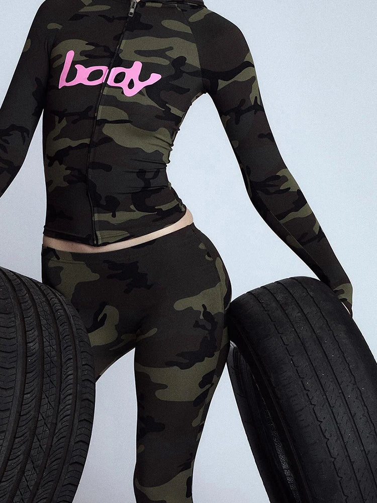 Bold & Wild 2-Piece